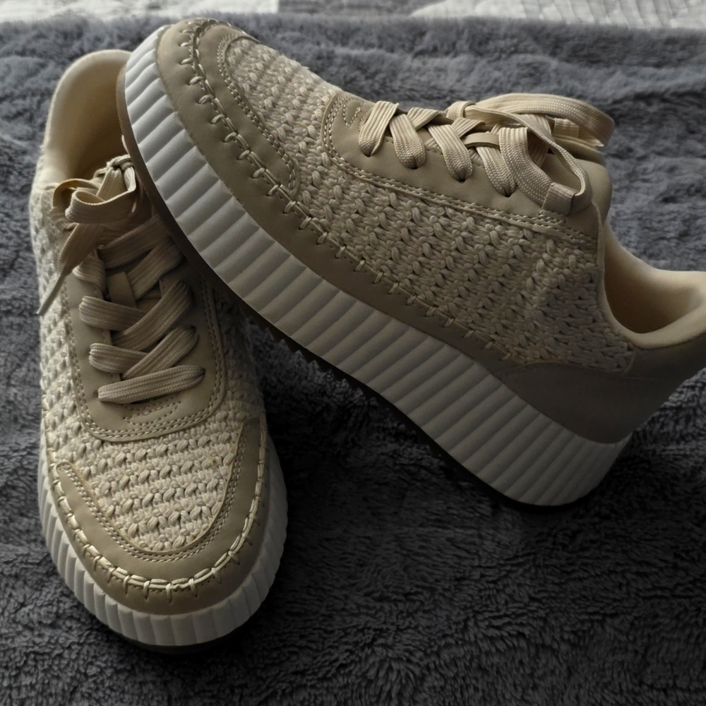 Dolce Vita knit Platform Natural Sneakers womens 💖